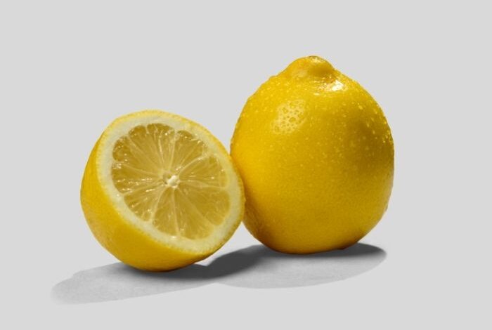 هل الليمون ينزل الضغط
