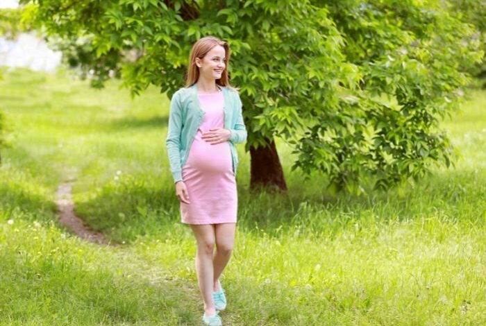 هل المشي يؤثر على الحمل