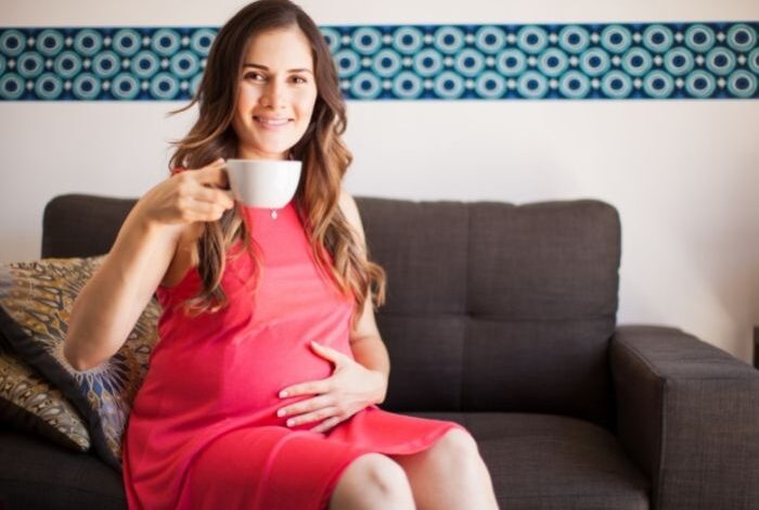 هل شرب القهوة مضر للحامل
