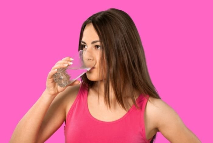 هل شرب الماء بعد العلاقة الزوجية يمنع الحمل